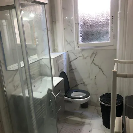 Cosy Canal St Martin Апартаменты Париж